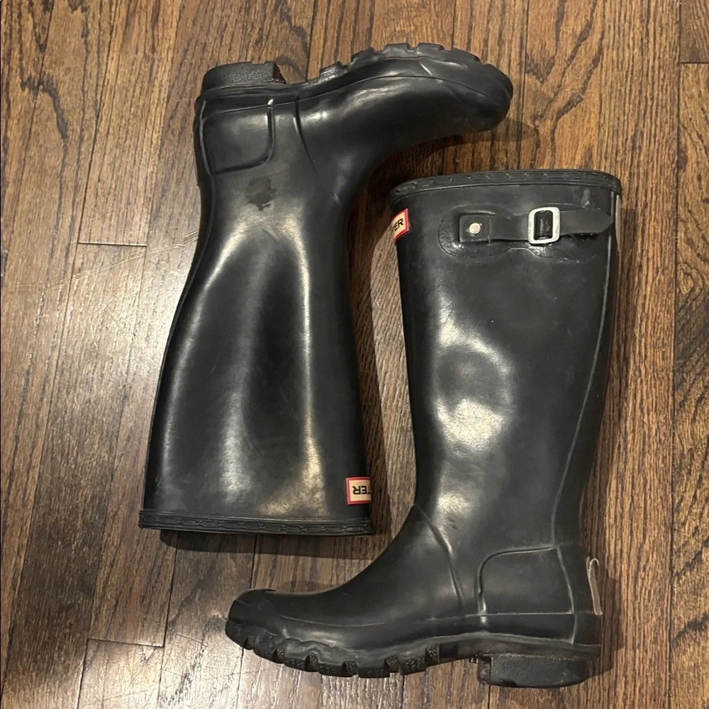 Hunter original Black Gloss Knee-High Rain Boots with Buckle size 4M/5F